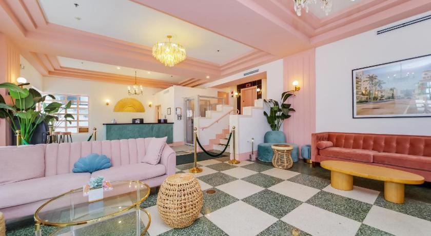 Ocean Spray Hotel Miami Beach Buitenkant foto