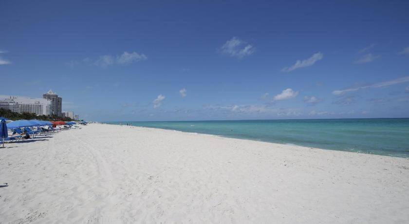 Ocean Spray Hotel Miami Beach Buitenkant foto