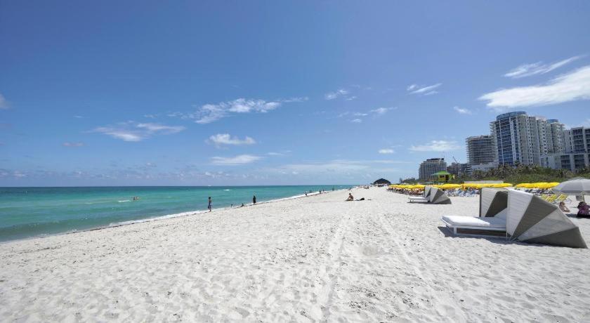 Ocean Spray Hotel Miami Beach Buitenkant foto