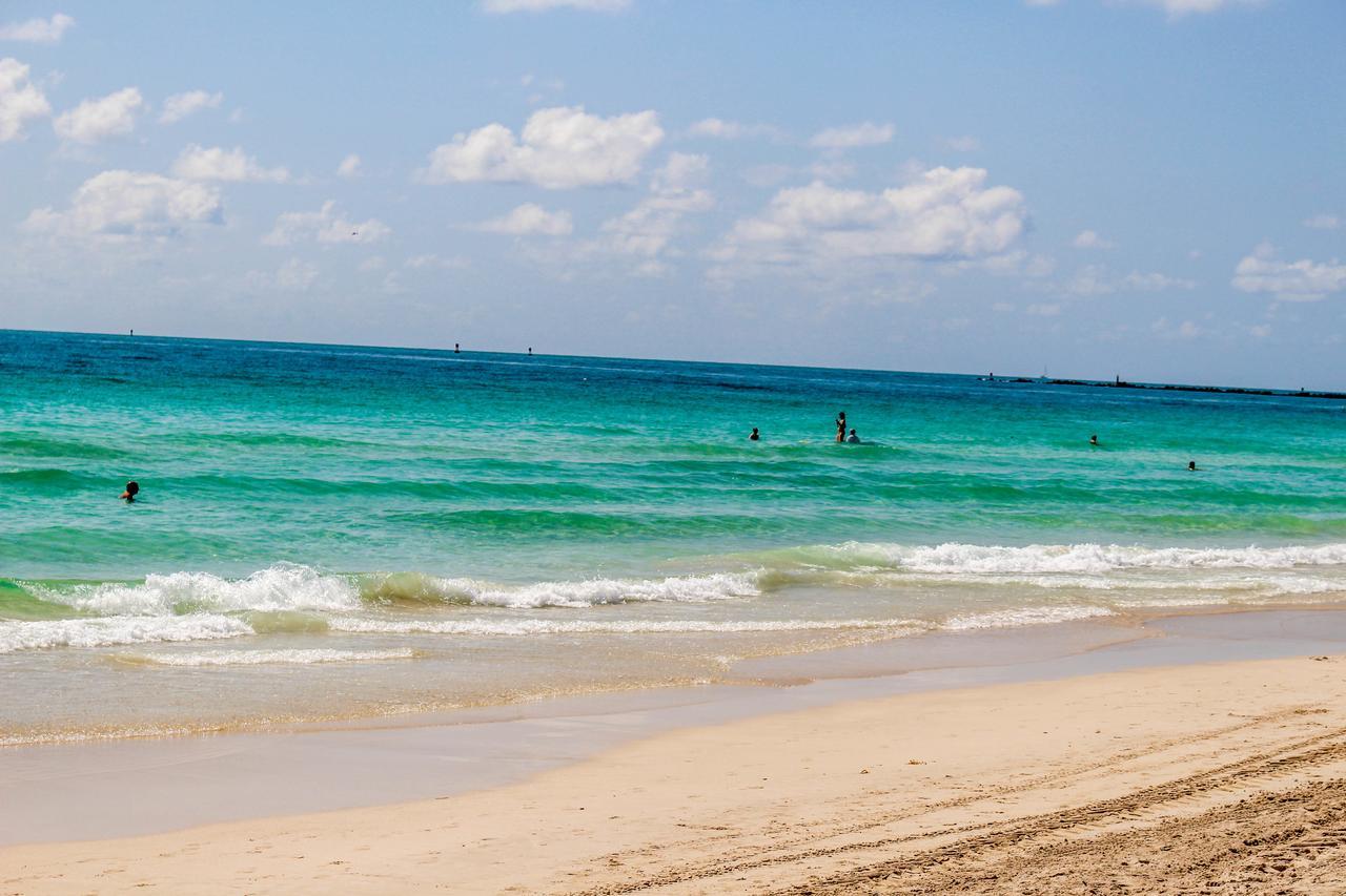 Ocean Spray Hotel Miami Beach Buitenkant foto